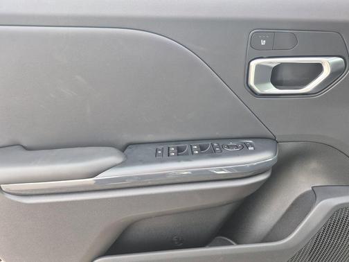 Steel Gray 2026 Kia K4 EX