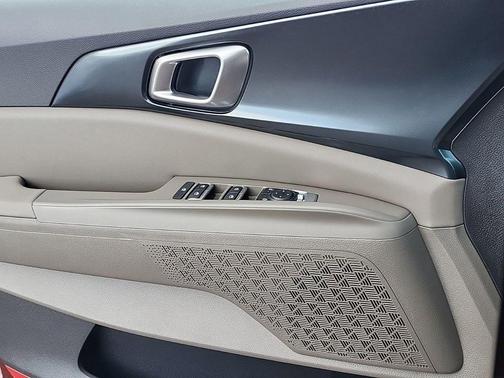 2025 Kia Carnival Hybrid LXS