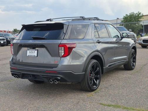 2024 Ford Explorer ST