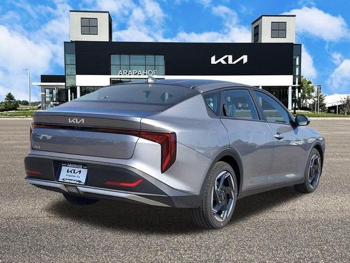 2025 Kia K4 EX