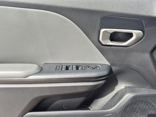 Snow White Pearl 2026 Kia K4 LXS