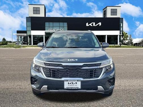 2025 Kia Seltos EX