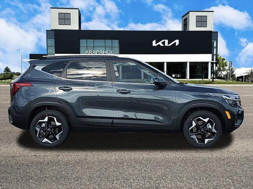 2025 Kia Seltos EX