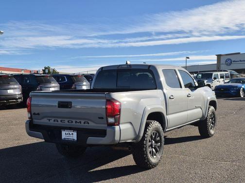 2020 Toyota Tacoma SR5