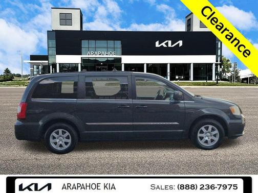 2012 Chrysler Town & Country Touring