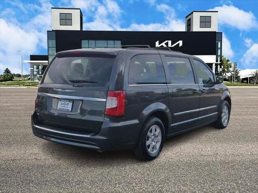 2012 Chrysler Town & Country Touring