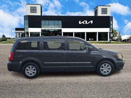 2012 Chrysler Town & Country Touring