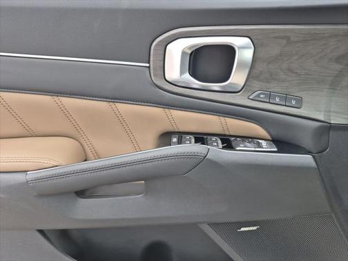 2025 Kia Sorento SX