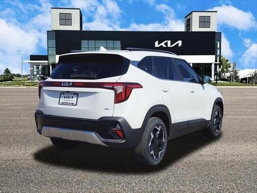 2025 Kia Seltos EX