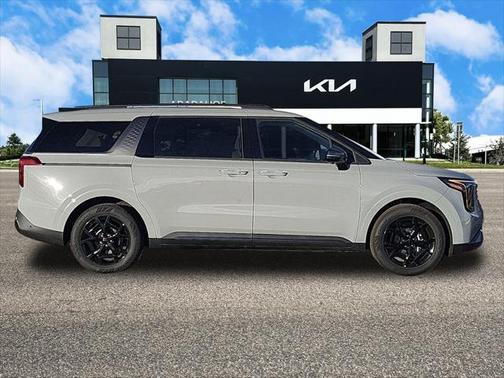 2025 Kia Carnival Hybrid SX