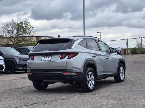 Shimmering Silver 2024 Hyundai TUCSON SEL