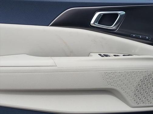 2025 Kia Carnival Hybrid SX