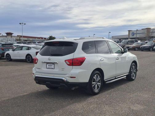 2020 Nissan Pathfinder SV 4WD