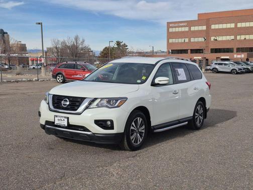 2020 Nissan Pathfinder SV 4WD