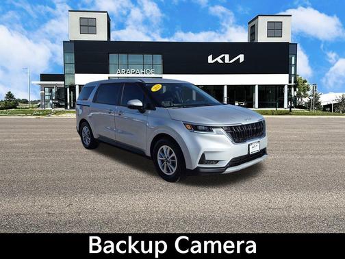 2023 Kia Carnival LX