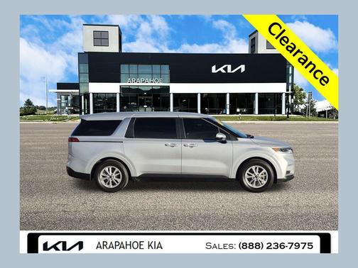2023 Kia Carnival LX