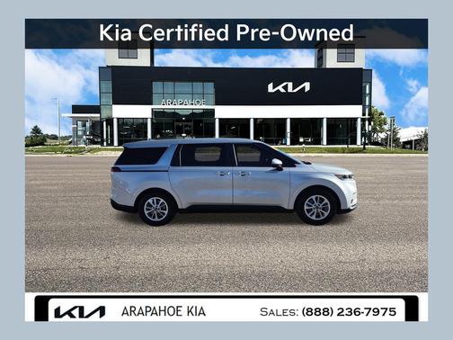 2023 Kia Carnival LX