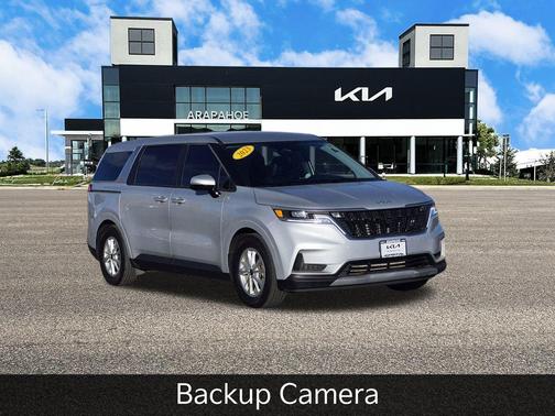 2023 Kia Carnival LX