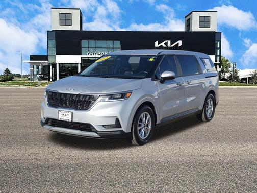 2023 Kia Carnival LX