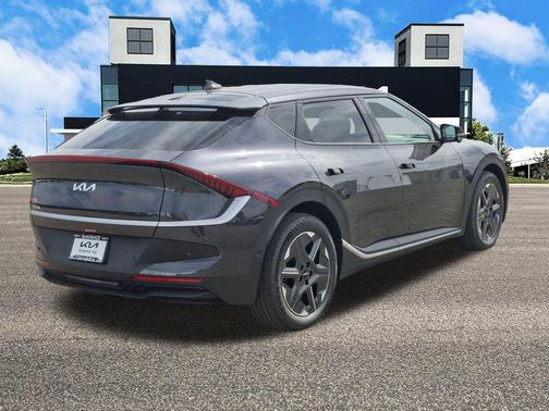 2025 Kia EV6 Light Long Range