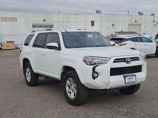 2023 Toyota 4Runner SR5