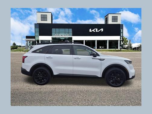 Glacial White Pearl 2023 Kia Sorento S