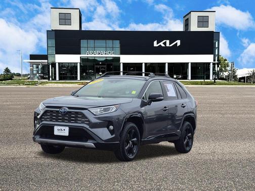 Magnetic Gray Metallic w/Black Roof 2019 Toyota RAV4 Hybrid SE