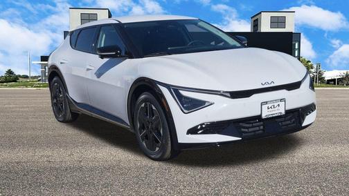 2025 Kia EV6 Light Long Range