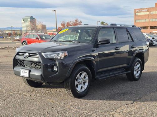 2024 Toyota 4Runner SR5