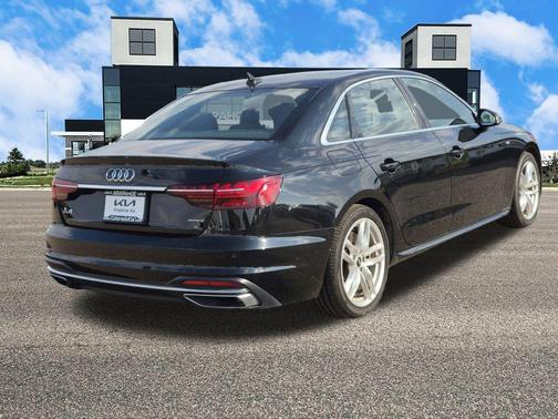 2023 Audi A4 45 S line Premium Plus