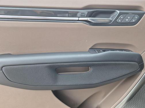Glacial White Pearl 2026 Kia EV9 GT-Line