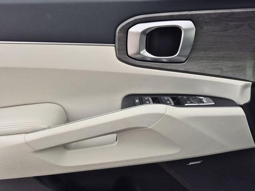 Glacial White Pearl 2026 Kia Sorento EX