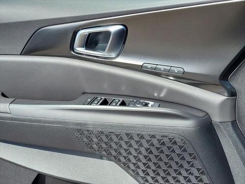 2025 Kia Carnival SX