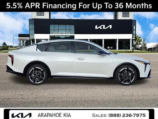 2025 Kia K4 GT-Line