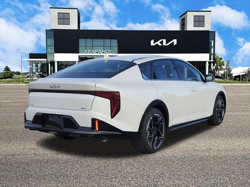 2025 Kia K4 GT-Line