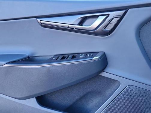 2025 Kia EV6 Wind