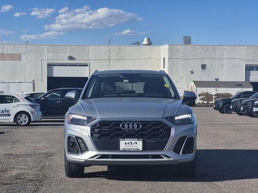 Florett Silver Metallic 2023 Audi Q5 45 S line Premium Plus