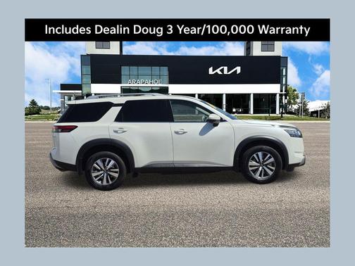 Pearl White Tricoat 2023 Nissan Pathfinder SL 4WD