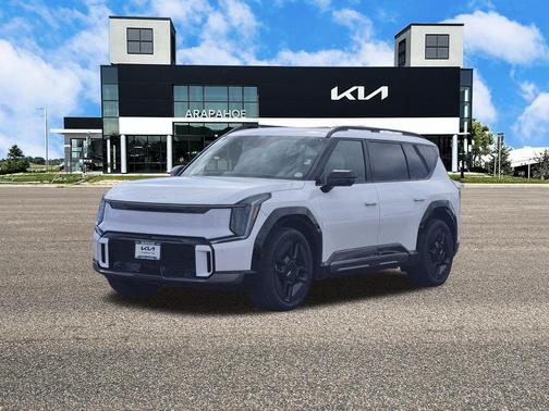 Glacial White Pearl 2026 Kia EV9 GT-Line