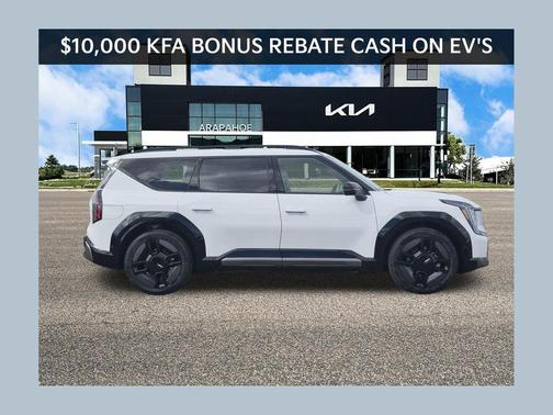 Glacial White Pearl 2026 Kia EV9 GT-Line