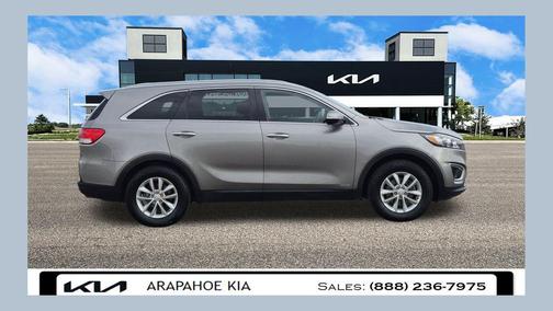 2017 Kia Sorento LX