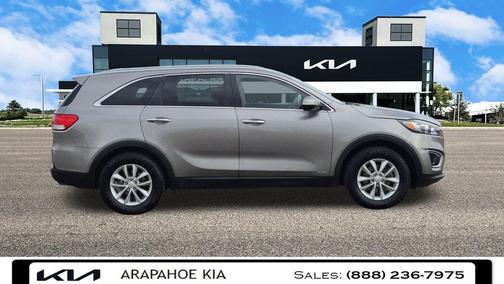 2017 Kia Sorento LX