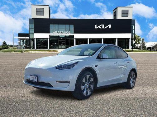 2022 Tesla Model Y Long Range Dual Motor All-Wheel Drive