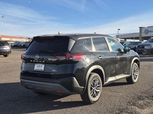 2023 Nissan Rogue S