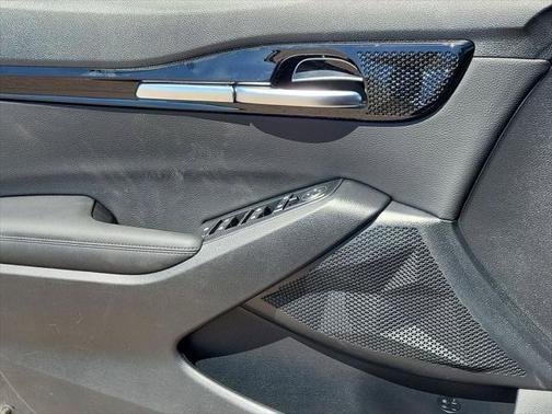 2025 Kia Seltos X-Line