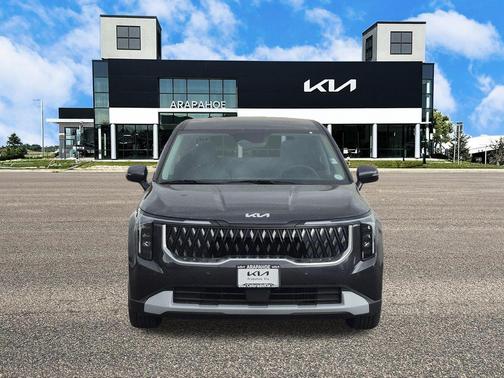 Metal 2026 Kia Carnival LX