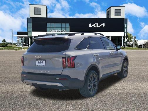 2022 Kia Sorento EX