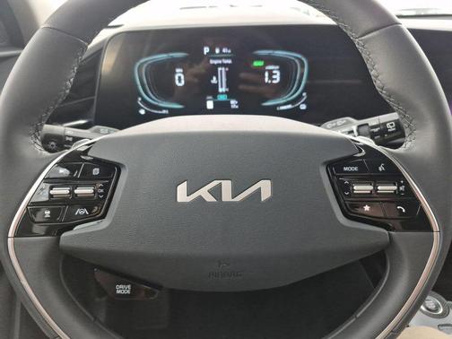 2025 Kia Niro EX