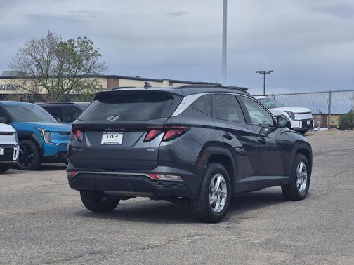 Dark Gray Metallic 2024 Hyundai TUCSON SEL