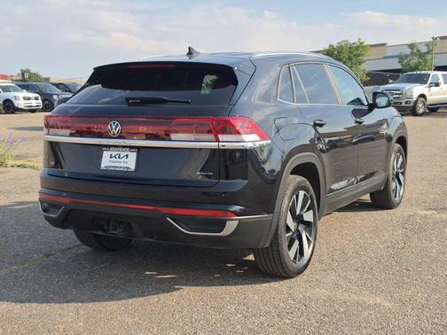 2024 Volkswagen Atlas Cross Sport 2.0T SE w/Technology 4MOTION